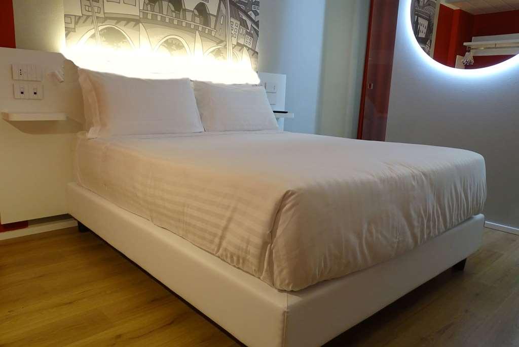 Wyndham Garden Florencja Pokój zdjęcie